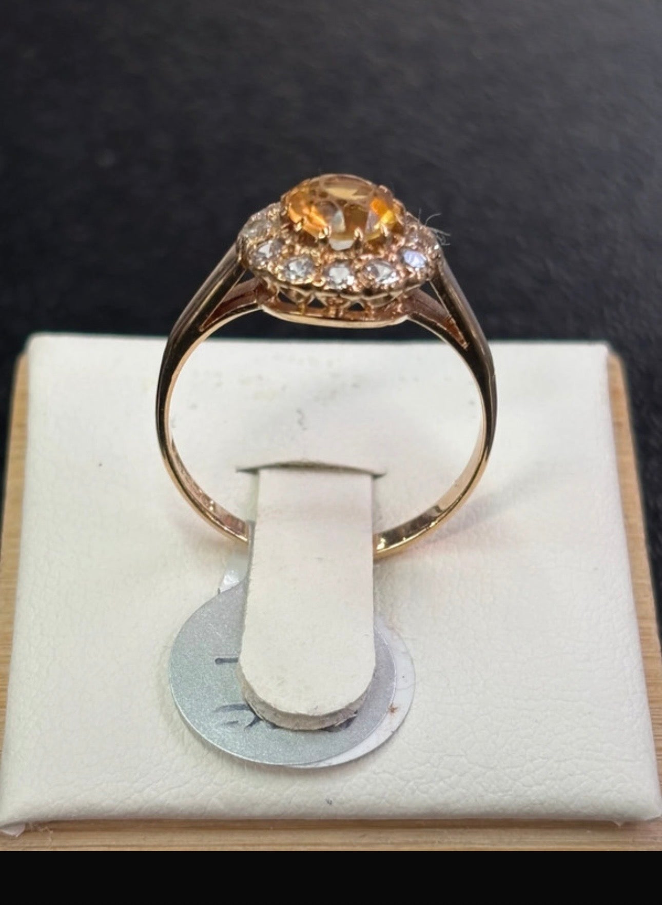 9ct gold citrine and c/z ring  O