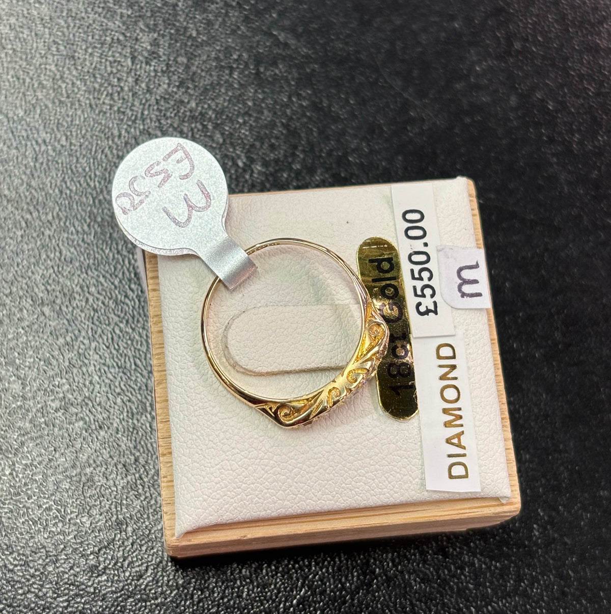 18 carat yellow gold 5 stone diamond ring size M
