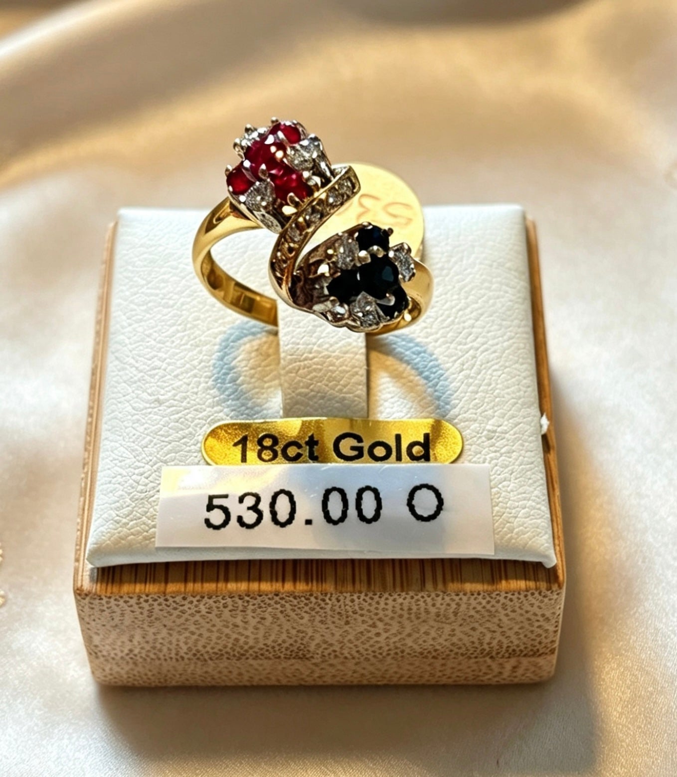 18ct gold double headed cluster ring￼