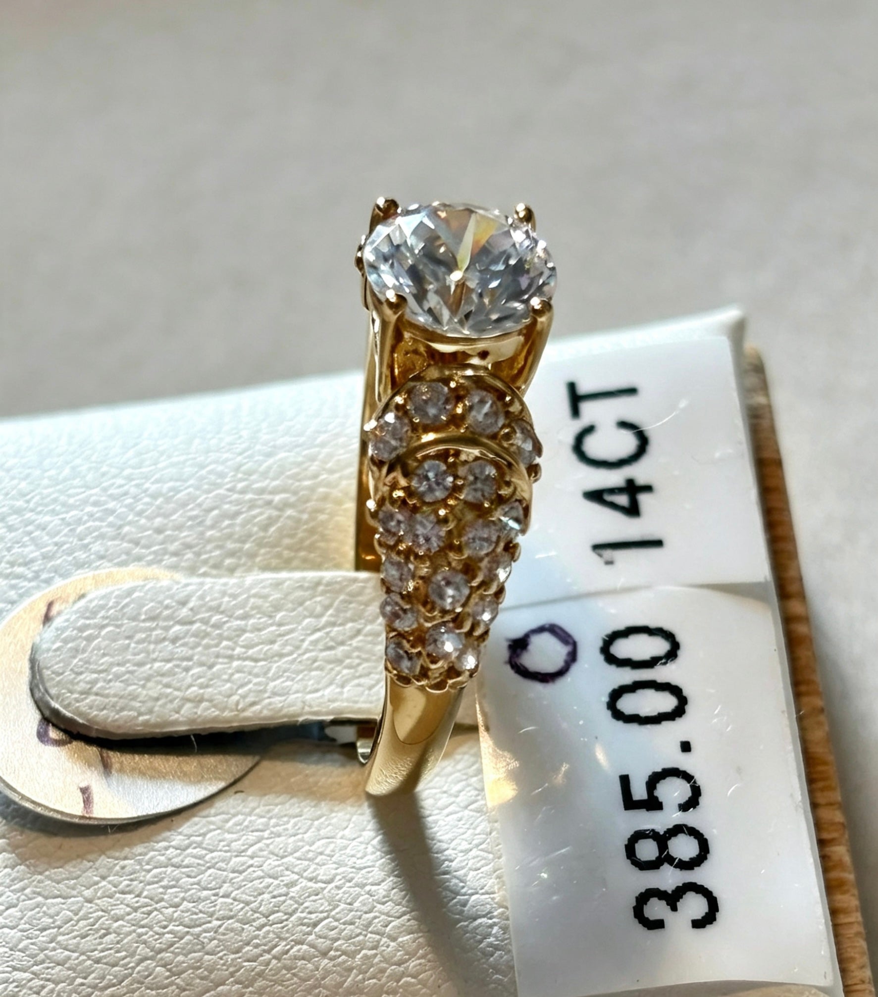 14ct gold c/z ring size O