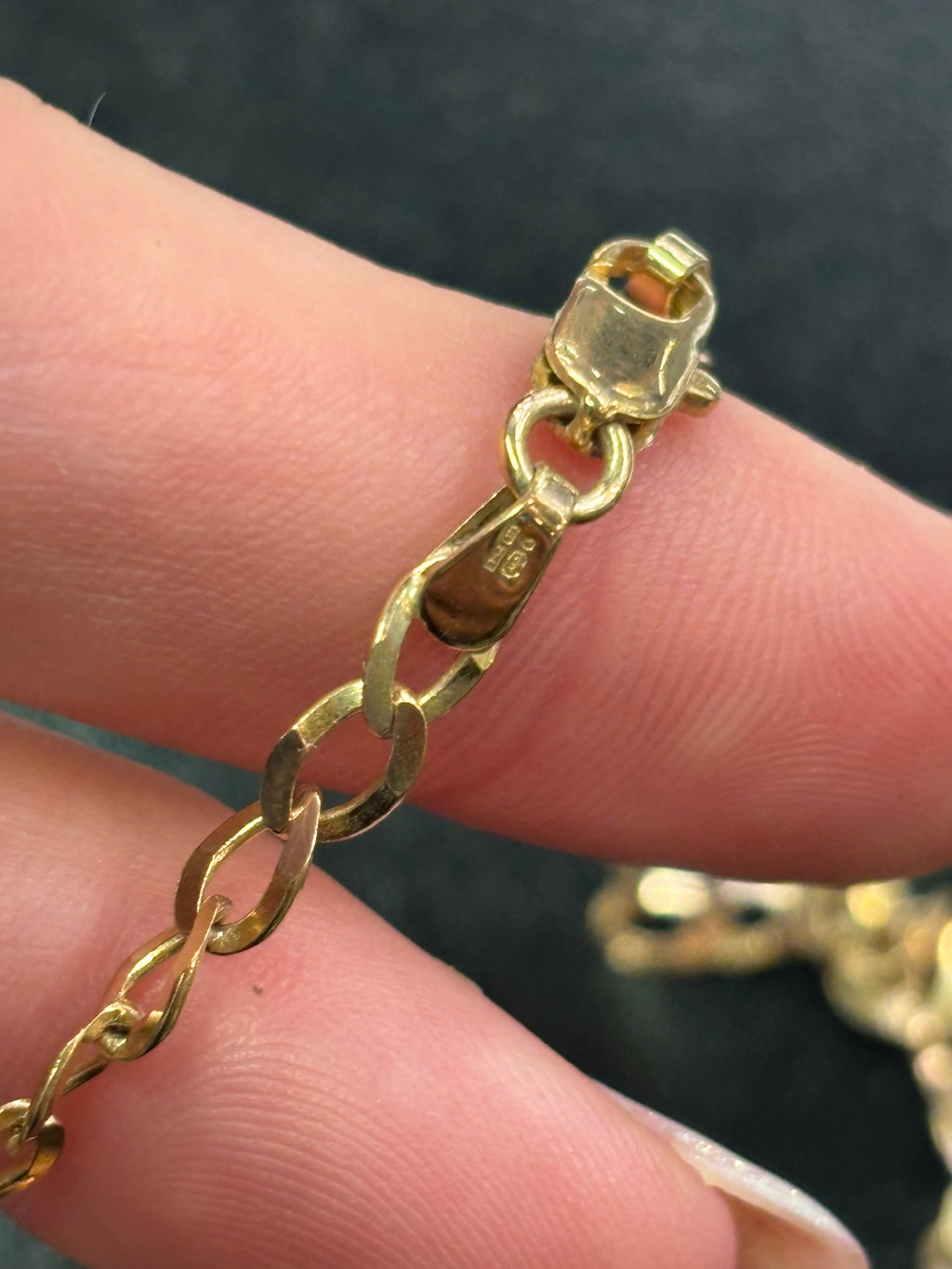 9ct gold 18 inch curb chain