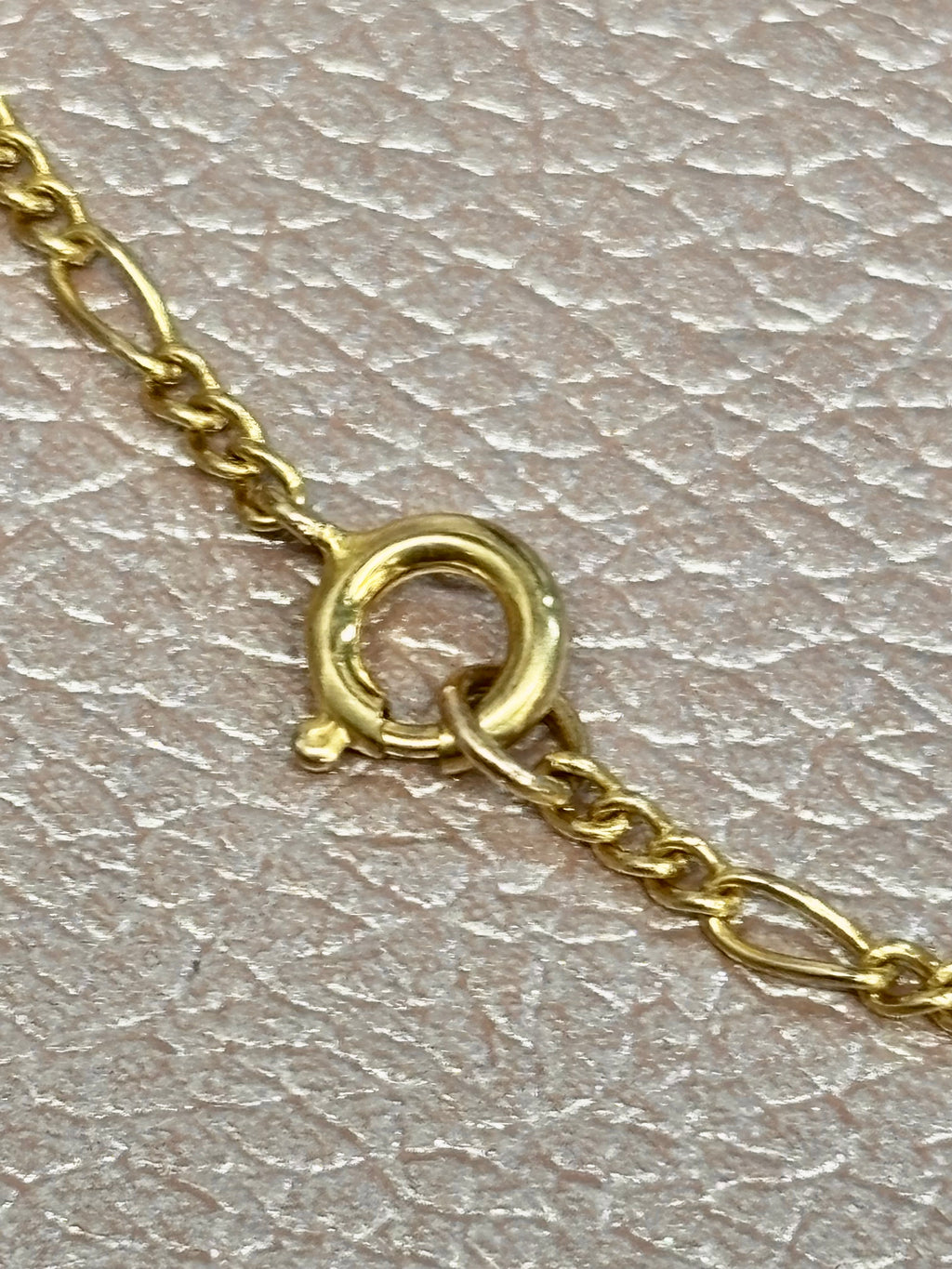 9ct gold aquamarine necklace