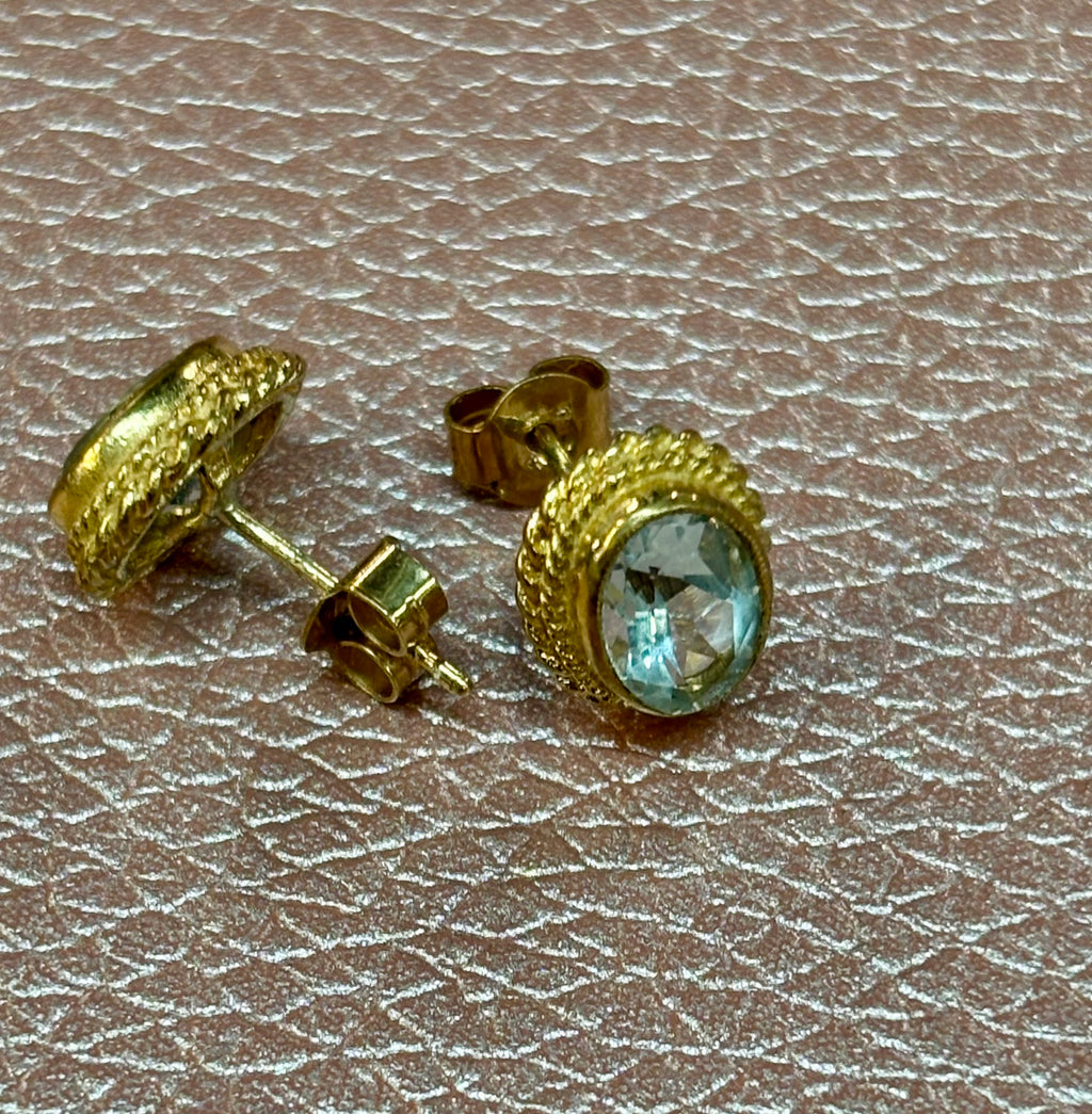 9ct gold aquamarine earrings