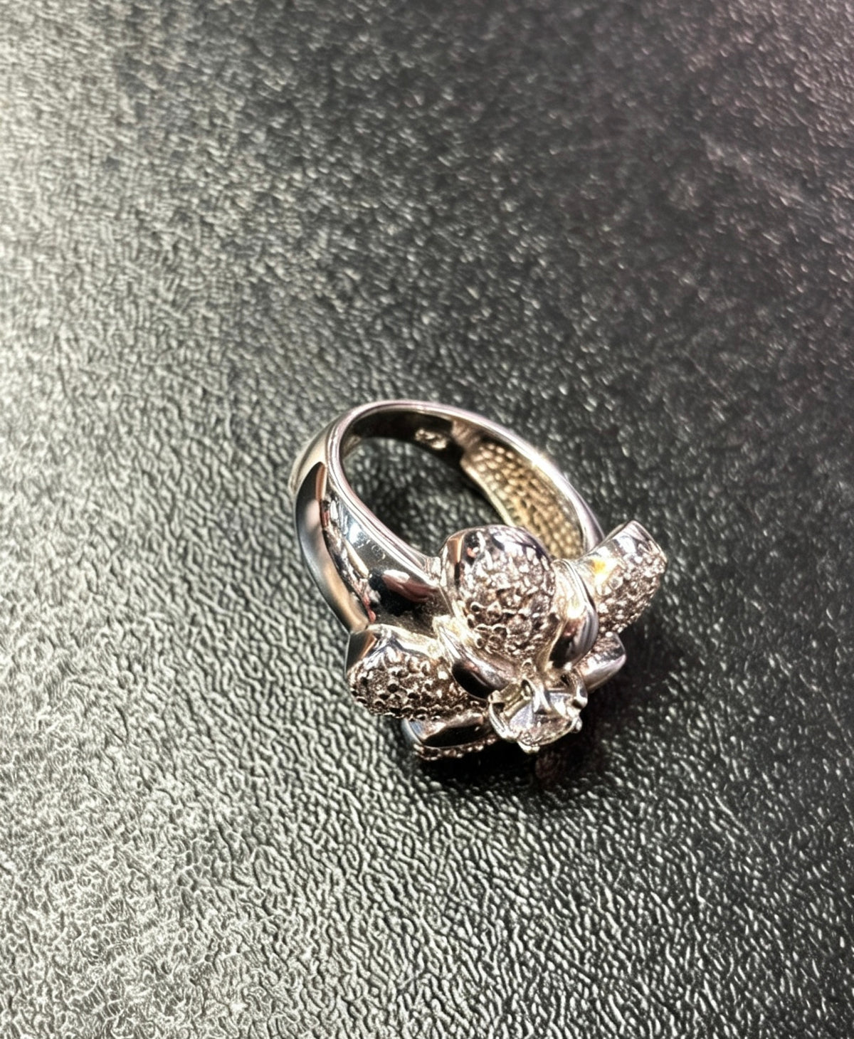 925 sterling silver large blooming  flower c/z statement ring N